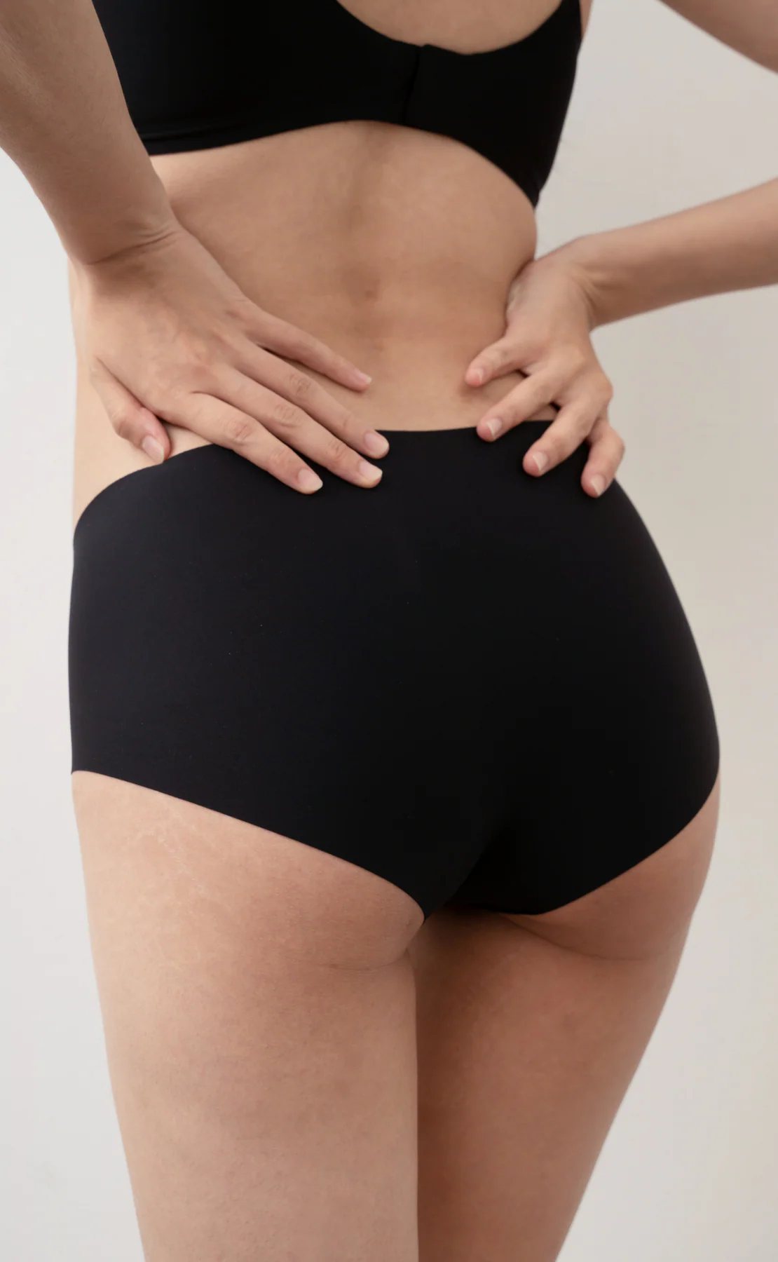 105_2bcde058-cc4c-4b44-9986-eabb56c5715a_1800x1800